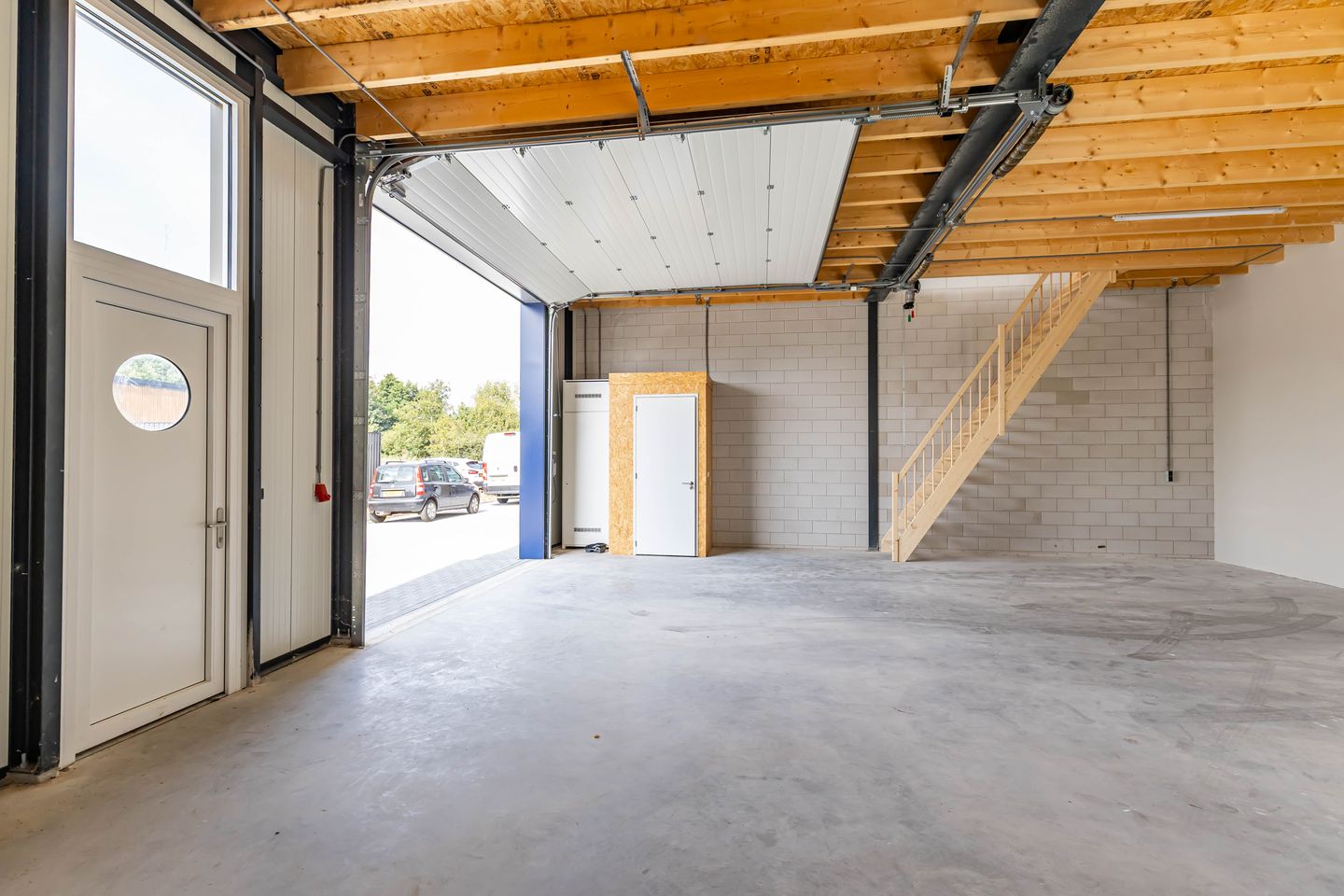 View photo 5 of Kaskinenweg 4