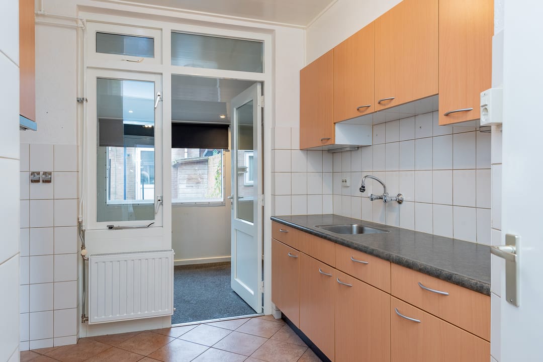 Photo 7 of Herbert van Puttenweg 25