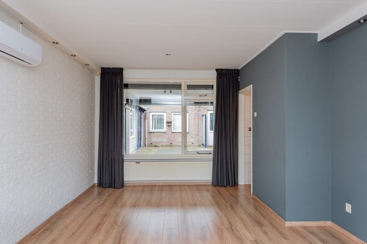 Foto 13 van Herbert van Puttenweg 25