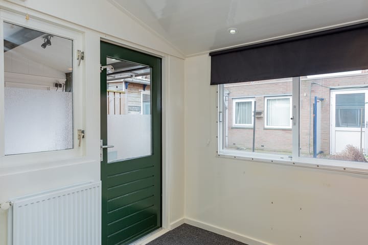 Foto 15 van Herbert van Puttenweg 25