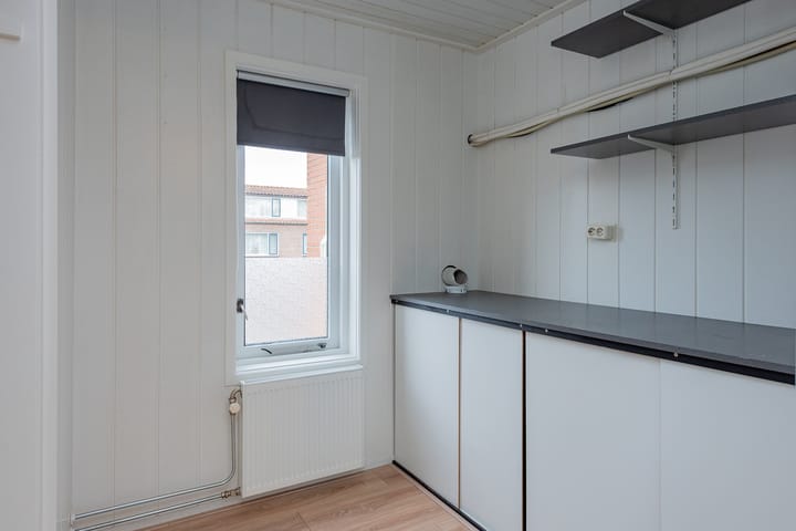 Foto 18 van Herbert van Puttenweg 25