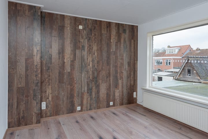 Foto 20 van Herbert van Puttenweg 25