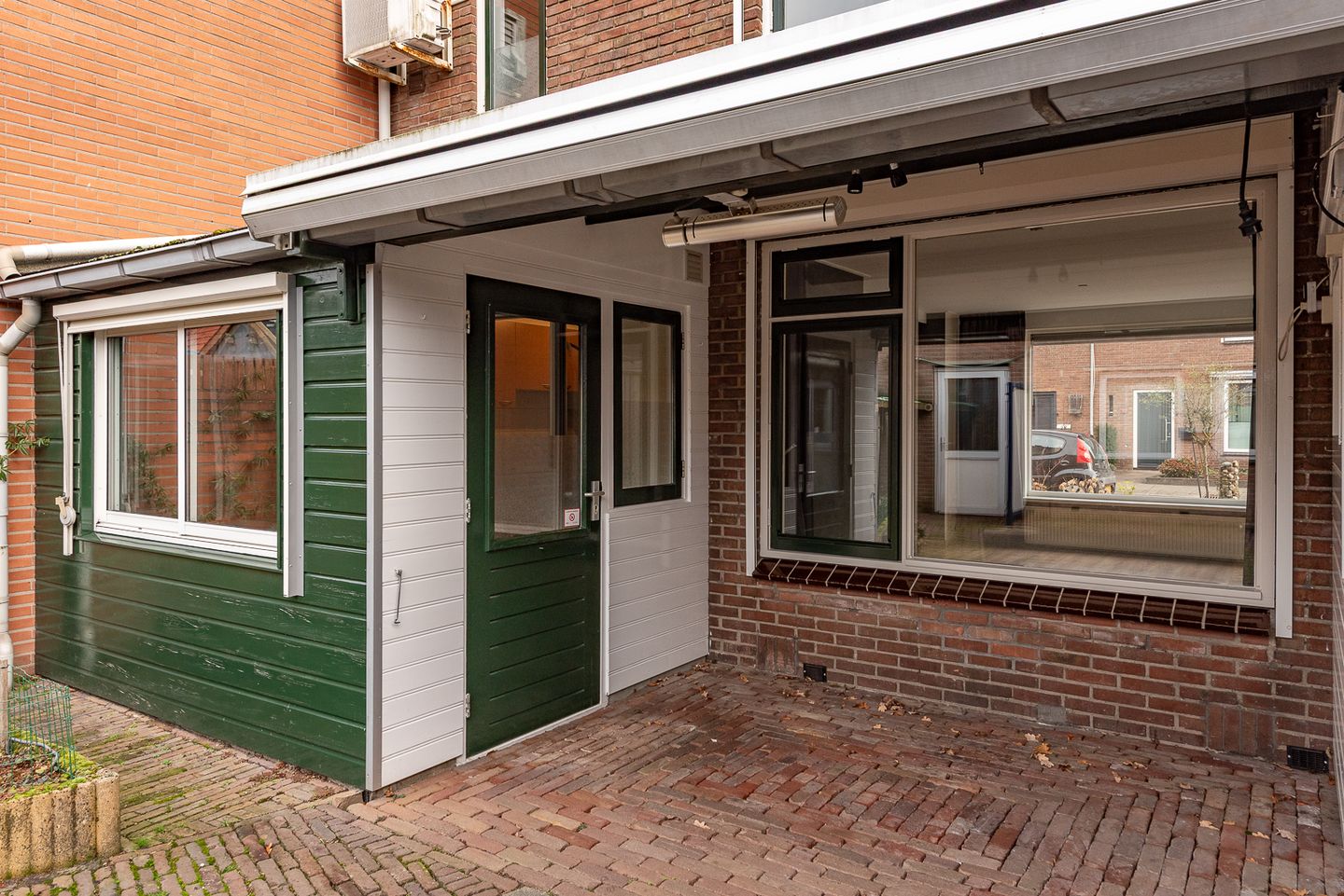 Photo 34 of Herbert van Puttenweg 25