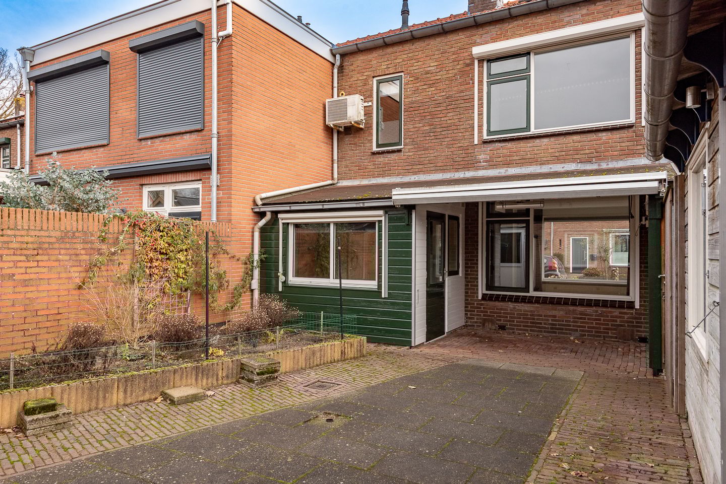 Photo 35 of Herbert van Puttenweg 25