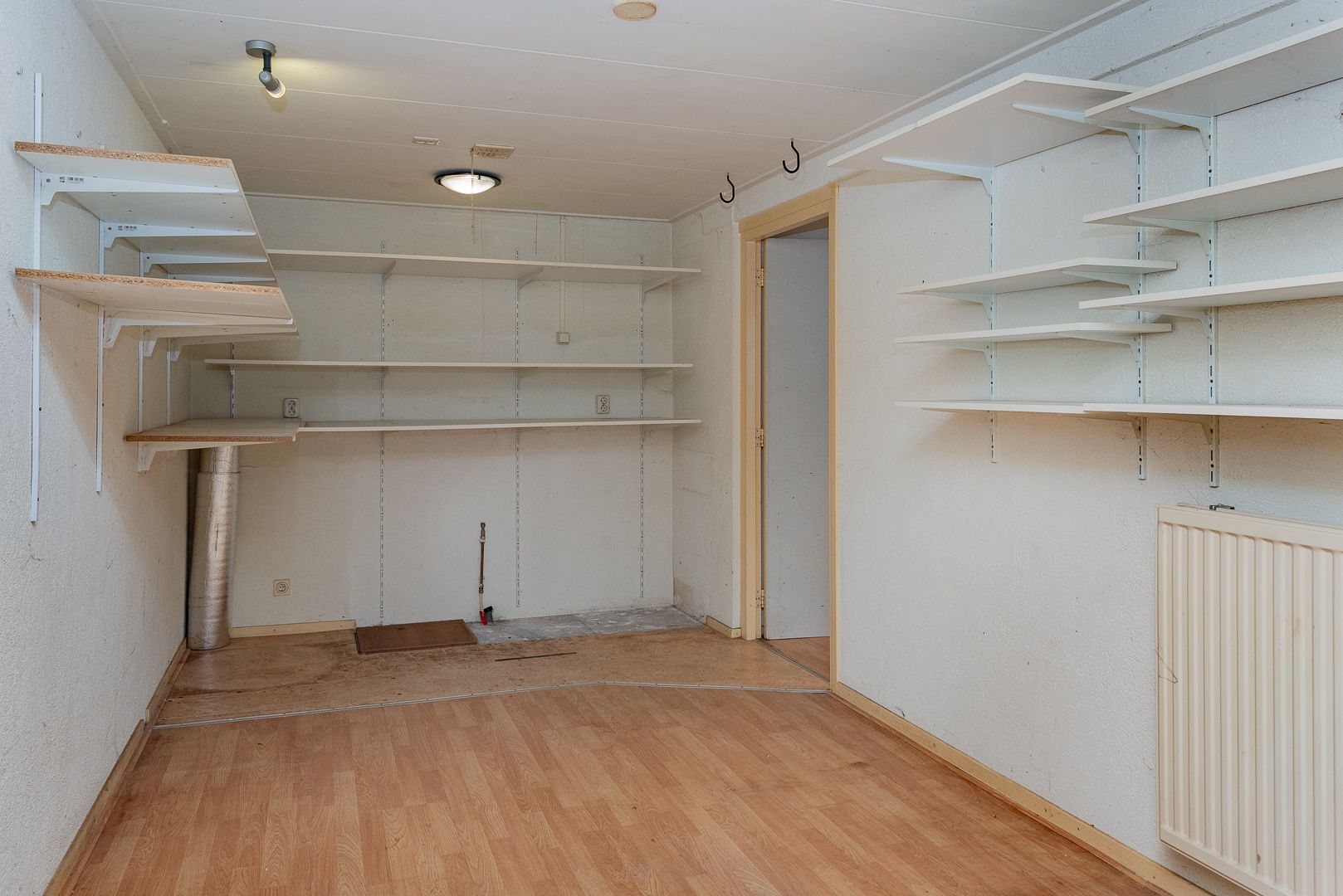 Photo 45 of Herbert van Puttenweg 25