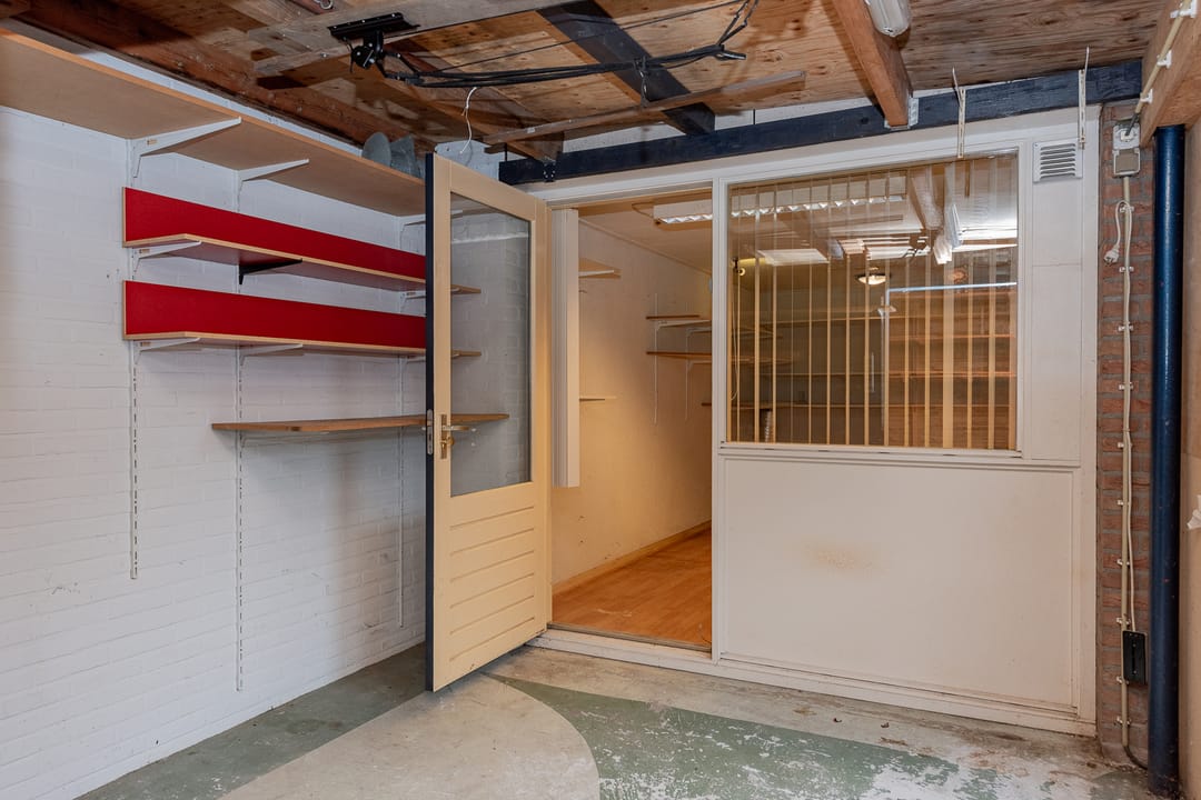 Photo 46 of Herbert van Puttenweg 25