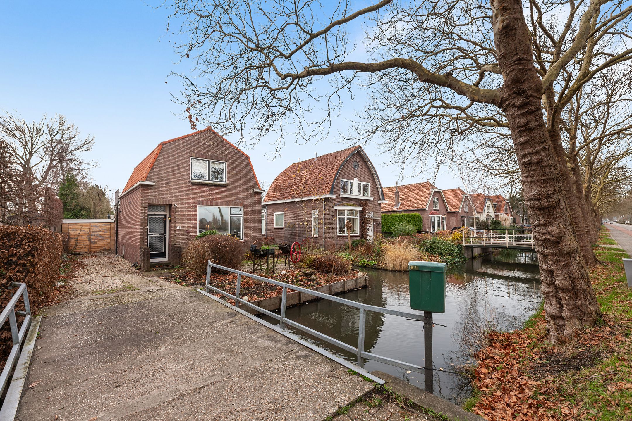 Buying a house in The Netherlands., Parallelweg 61