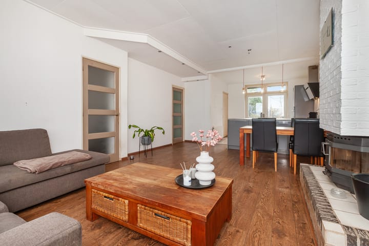 Foto 7 van Parallelweg 61