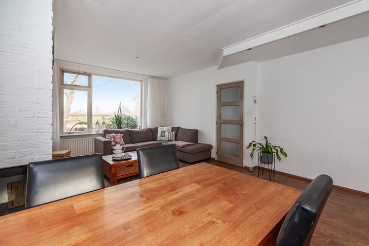 Foto 8 van Parallelweg 61