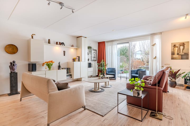 Foto 15 van Renovalaan 17