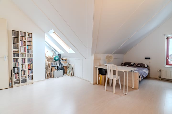 Foto 39 van Renovalaan 17