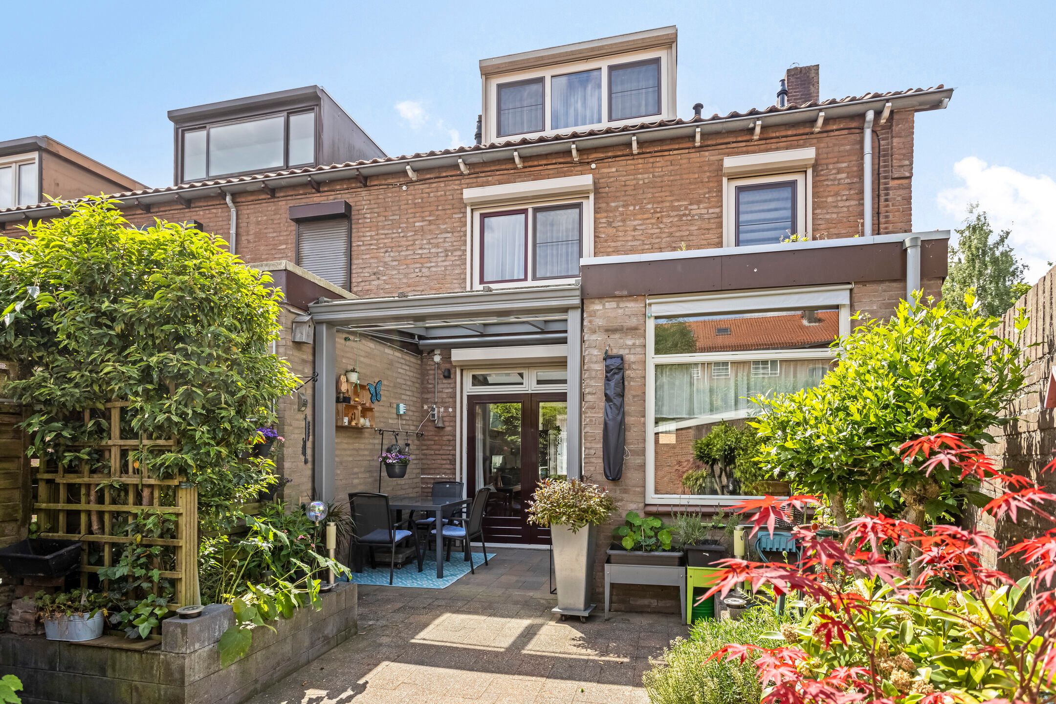 Buying a house in The Netherlands., Abraham Bloemaertstraat 2