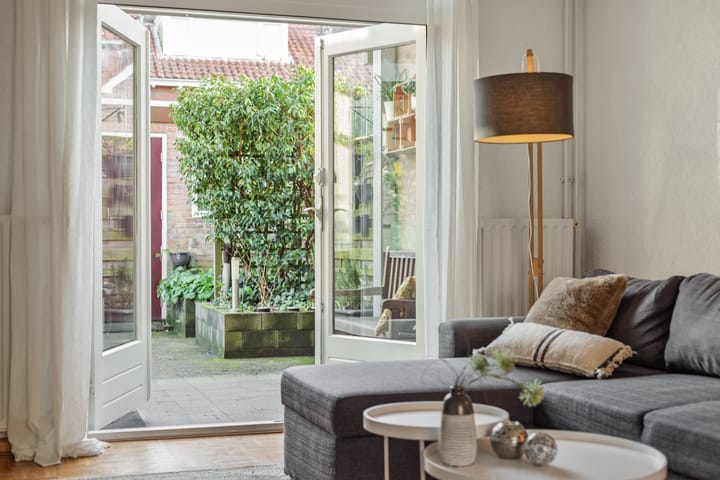 Foto 9 van Abraham Bloemaertstraat 2