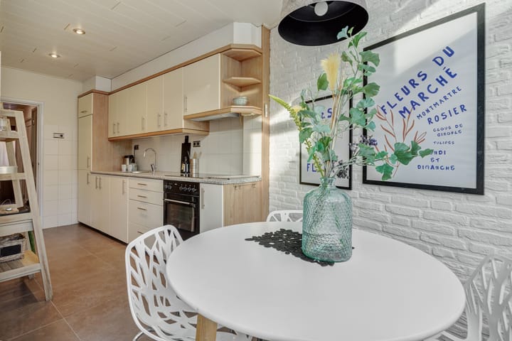 Foto 12 van Abraham Bloemaertstraat 2