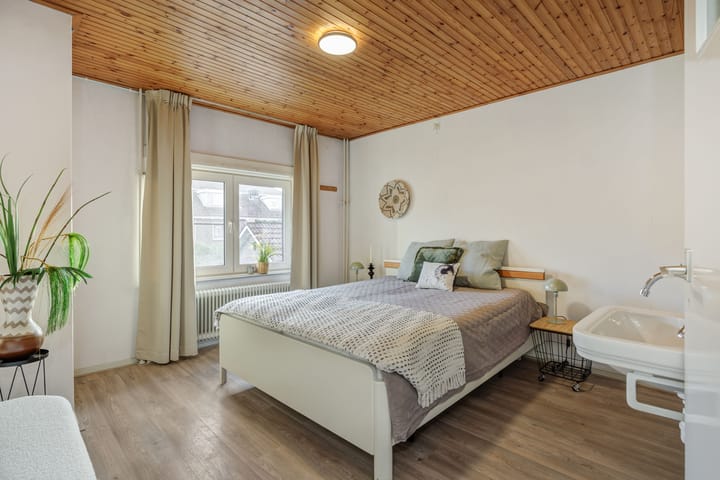 Foto 15 van Abraham Bloemaertstraat 2