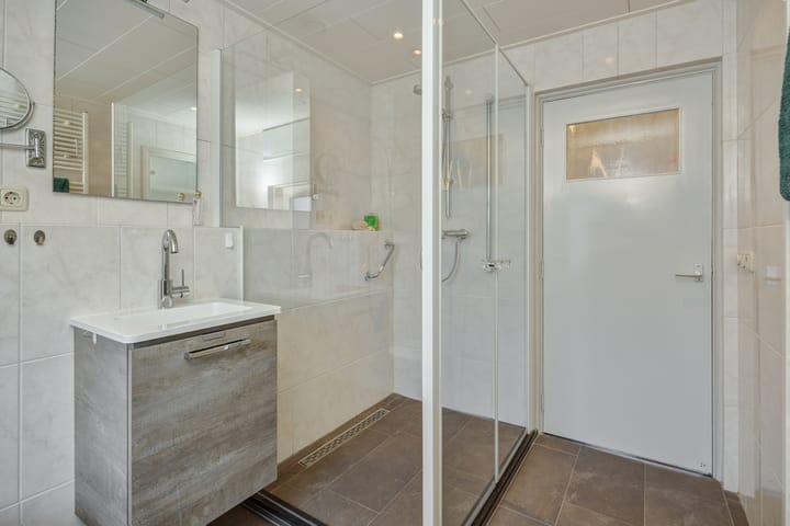 Foto 22 van Abraham Bloemaertstraat 2