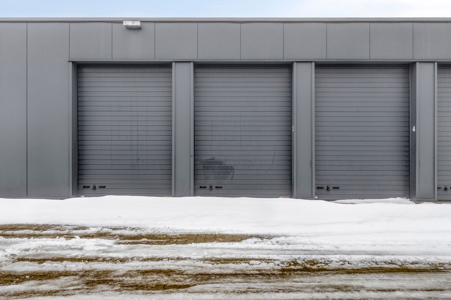 View photo 1 of Beneluxweg 216-C3