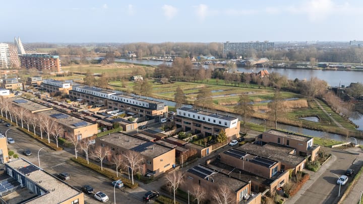 Foto 37 van Tolgaarderstraat 62