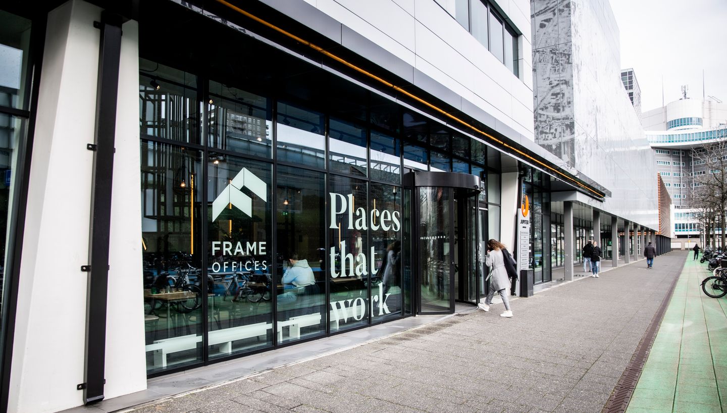 Bekijk foto 1 van Prins Alexanderplein 8