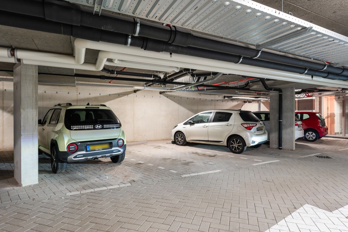 Foto 5 van Albertina Sisulupad 212