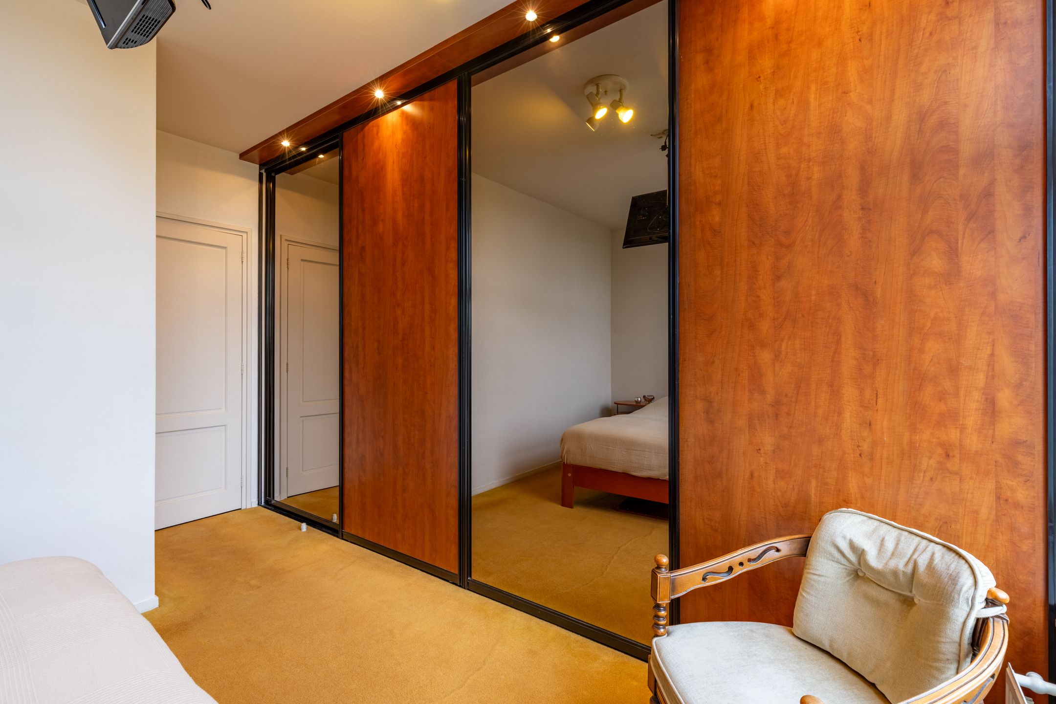 Photo 21 of Sonsbeekweg 36-2