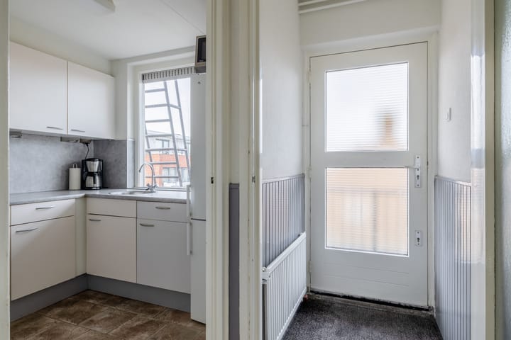 Photo 18 of Rijnvaartweg 14