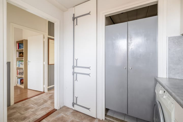 Photo 19 of Rijnvaartweg 14