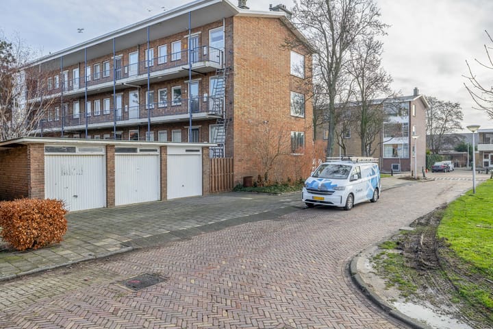 Photo 33 of Rijnvaartweg 14