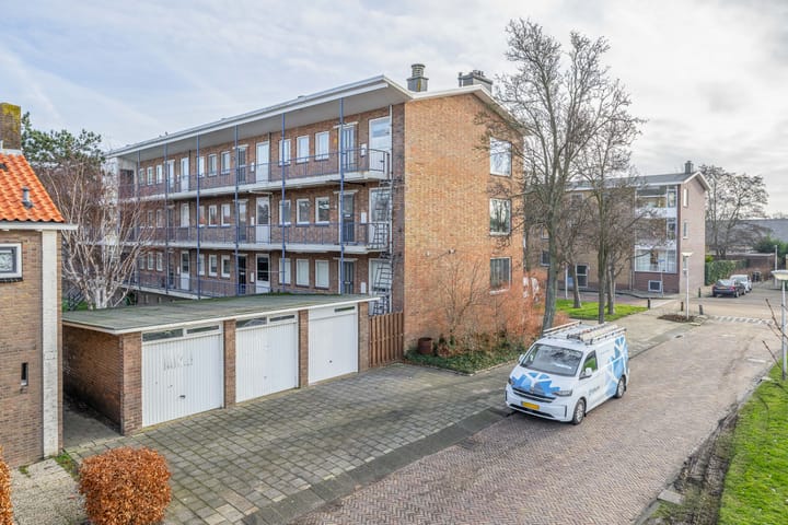 Photo 34 of Rijnvaartweg 14