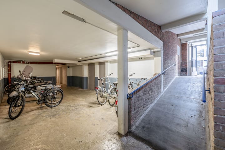 Photo 37 of Rijnvaartweg 14