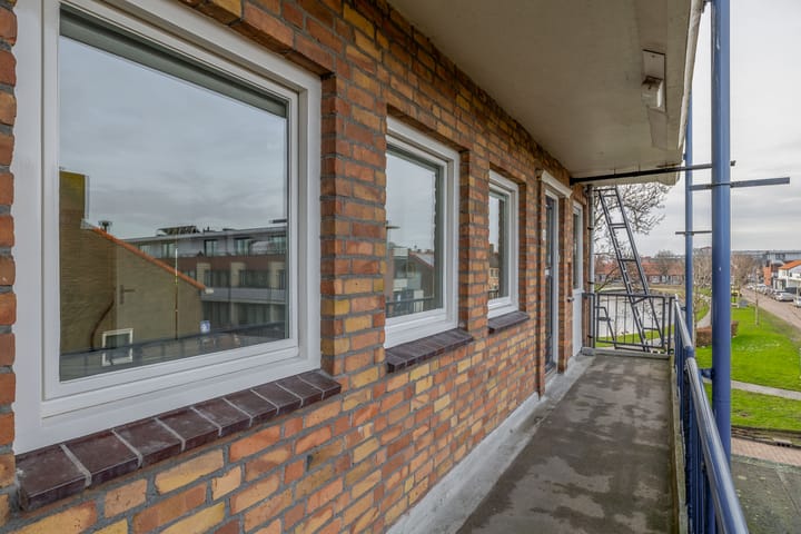 Photo 6 of Rijnvaartweg 14