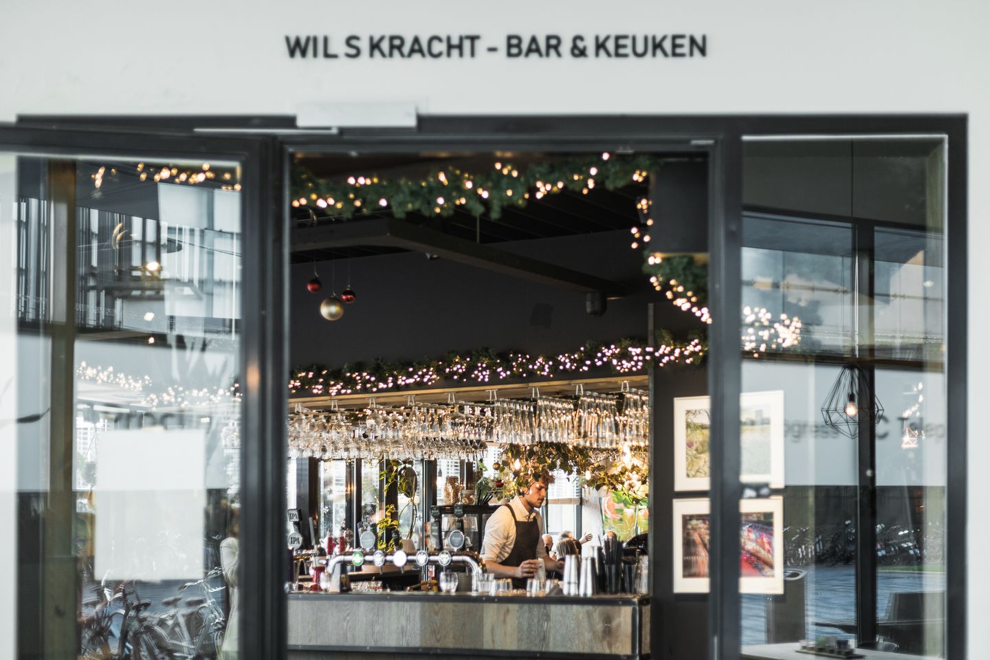 View photo 5 of Prins Alexanderplein 8