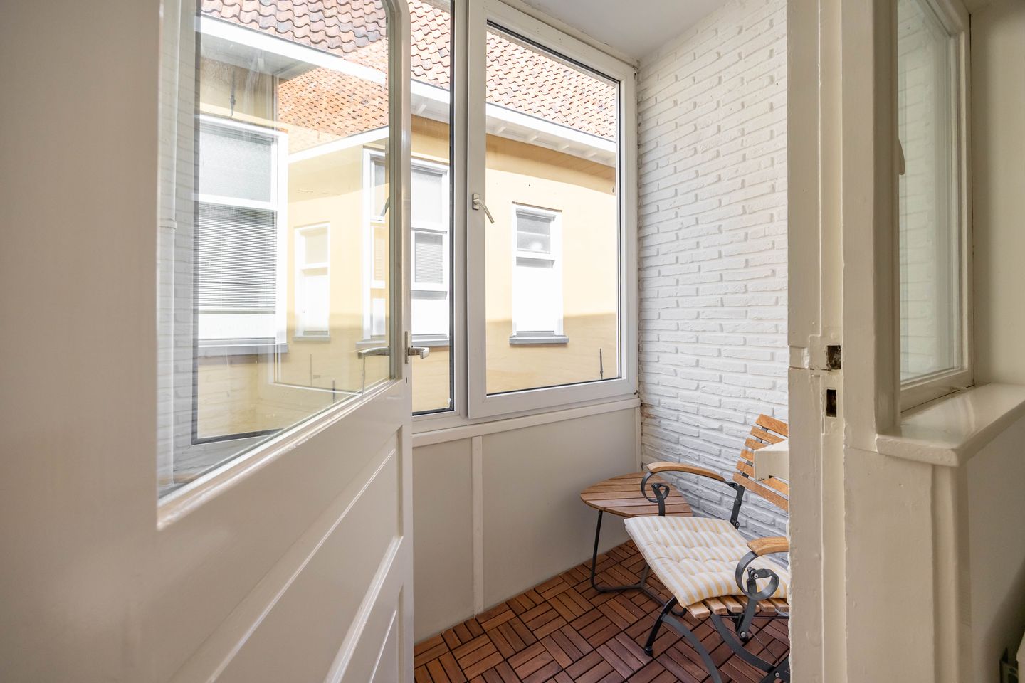 Photo 34 of Oosterstraat 27-1