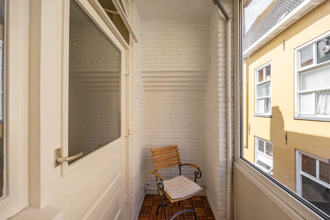 Photo 37 of Oosterstraat 27-1