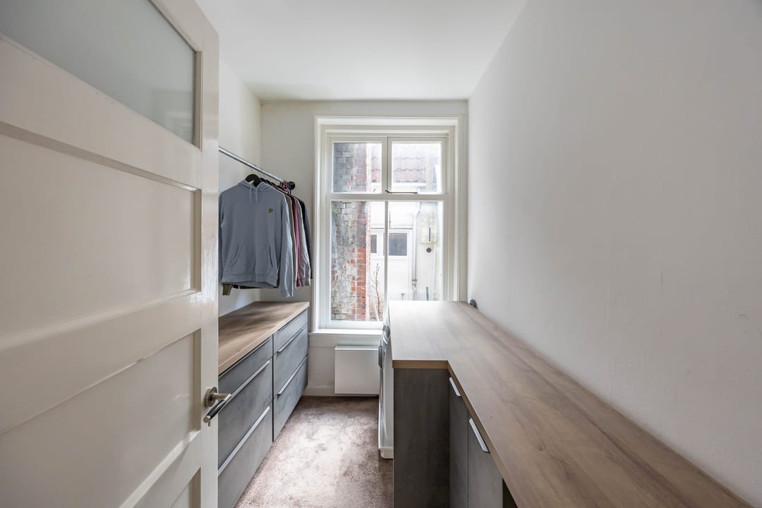 Photo 41 of Oosterstraat 27-1