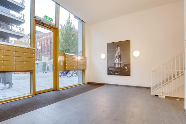 Photo 10 of Londenstraat 32