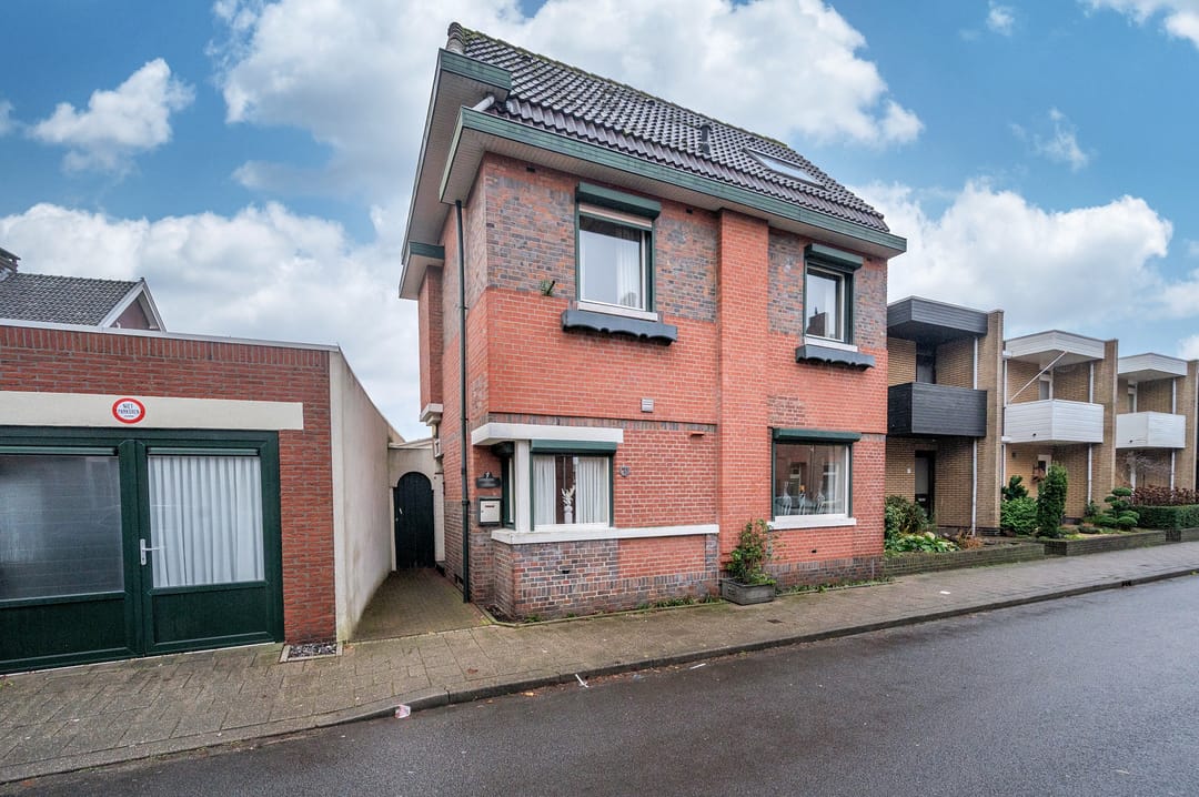 Photo 1 of 2e Lambertusstraat 7