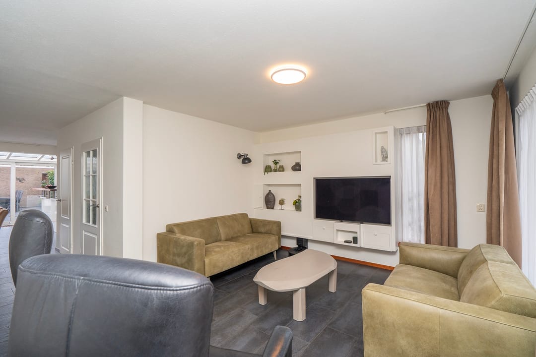 Photo 11 of Dokkumstraat 22