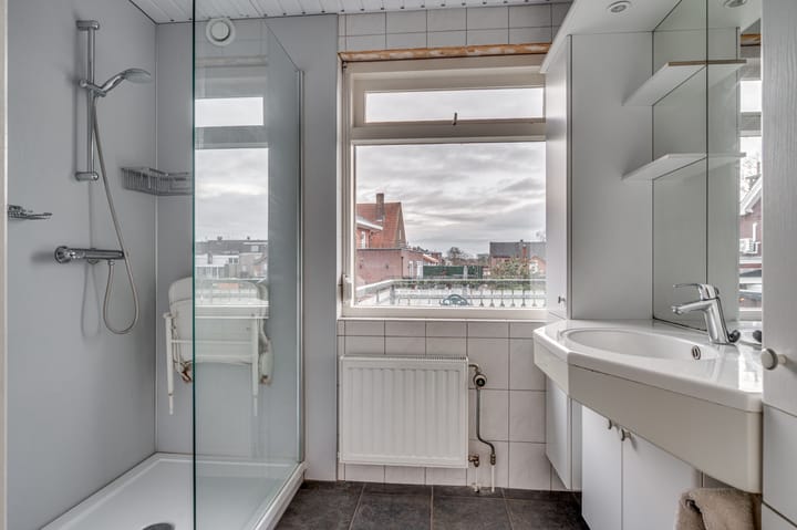 Photo 35 of 2e Lambertusstraat 7