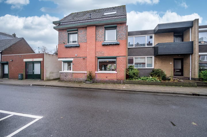 Photo 51 of 2e Lambertusstraat 7