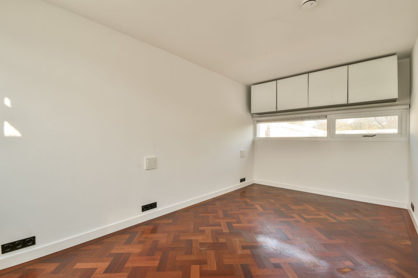 Foto 14 van Mien Labbertonstraat 9