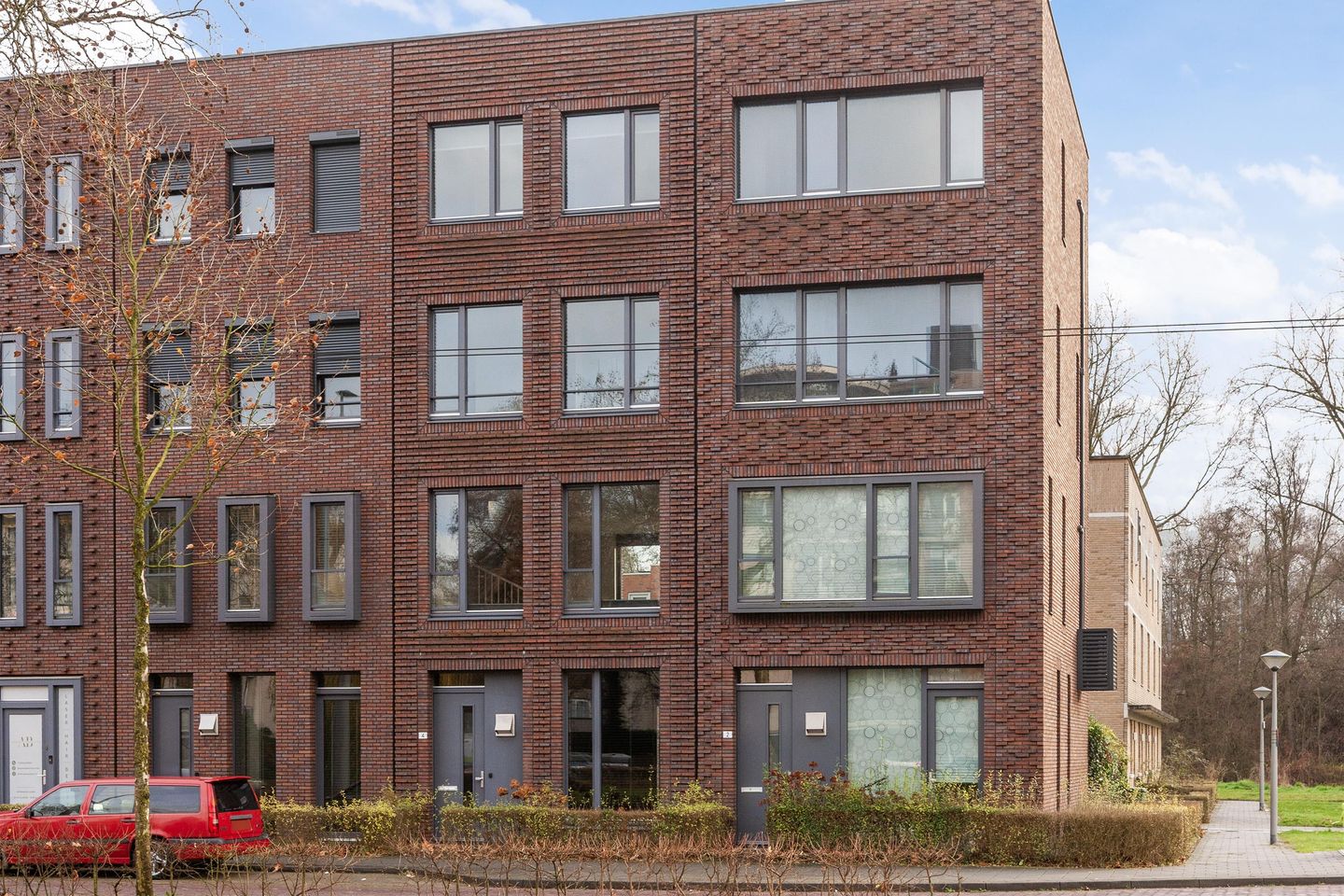 Foto 35 van IJssellaan 4