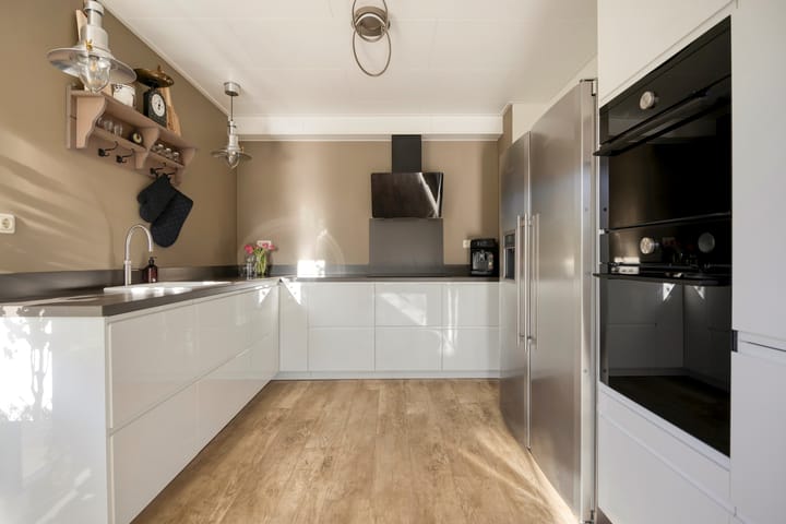 Foto 17 van van Wieldrechtstraat 2