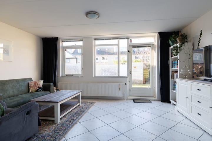 Photo 4 of George Formbystraat 37