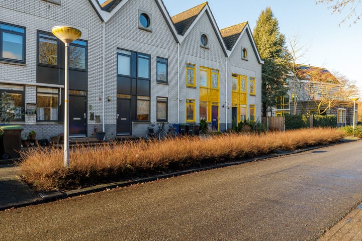 Foto 6 van George Formbystraat 37