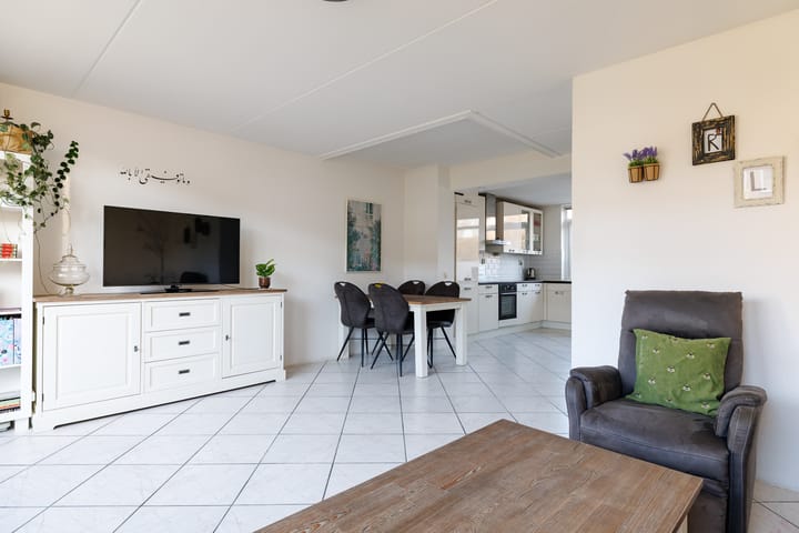 Foto 17 van George Formbystraat 37