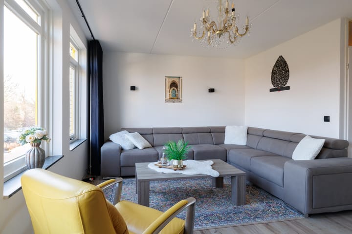 Foto 21 van George Formbystraat 37