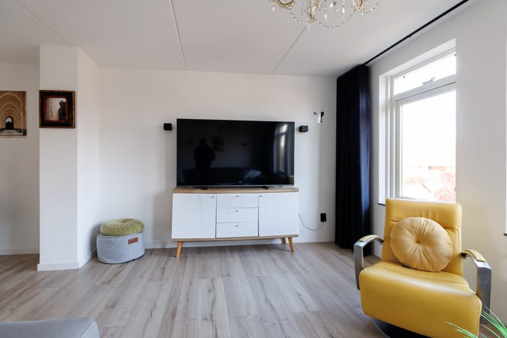 Foto 23 van George Formbystraat 37