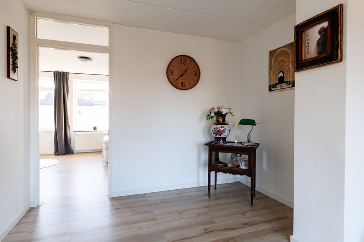 Foto 25 van George Formbystraat 37