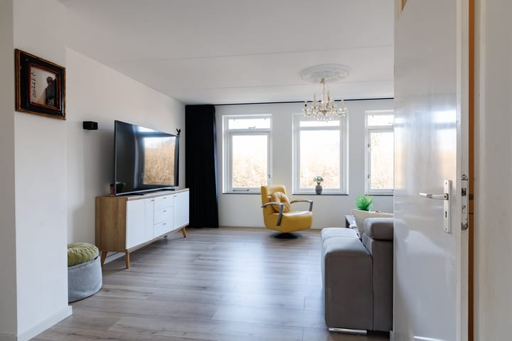 Foto 30 van George Formbystraat 37